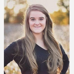 Meet your Posher, Leah